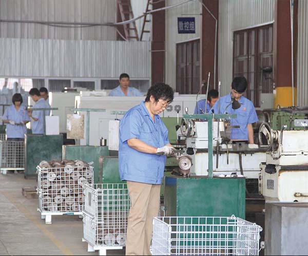 ���̰���